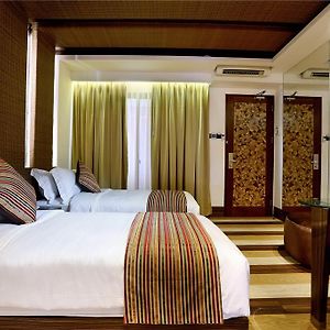 2 Deluxe Suite